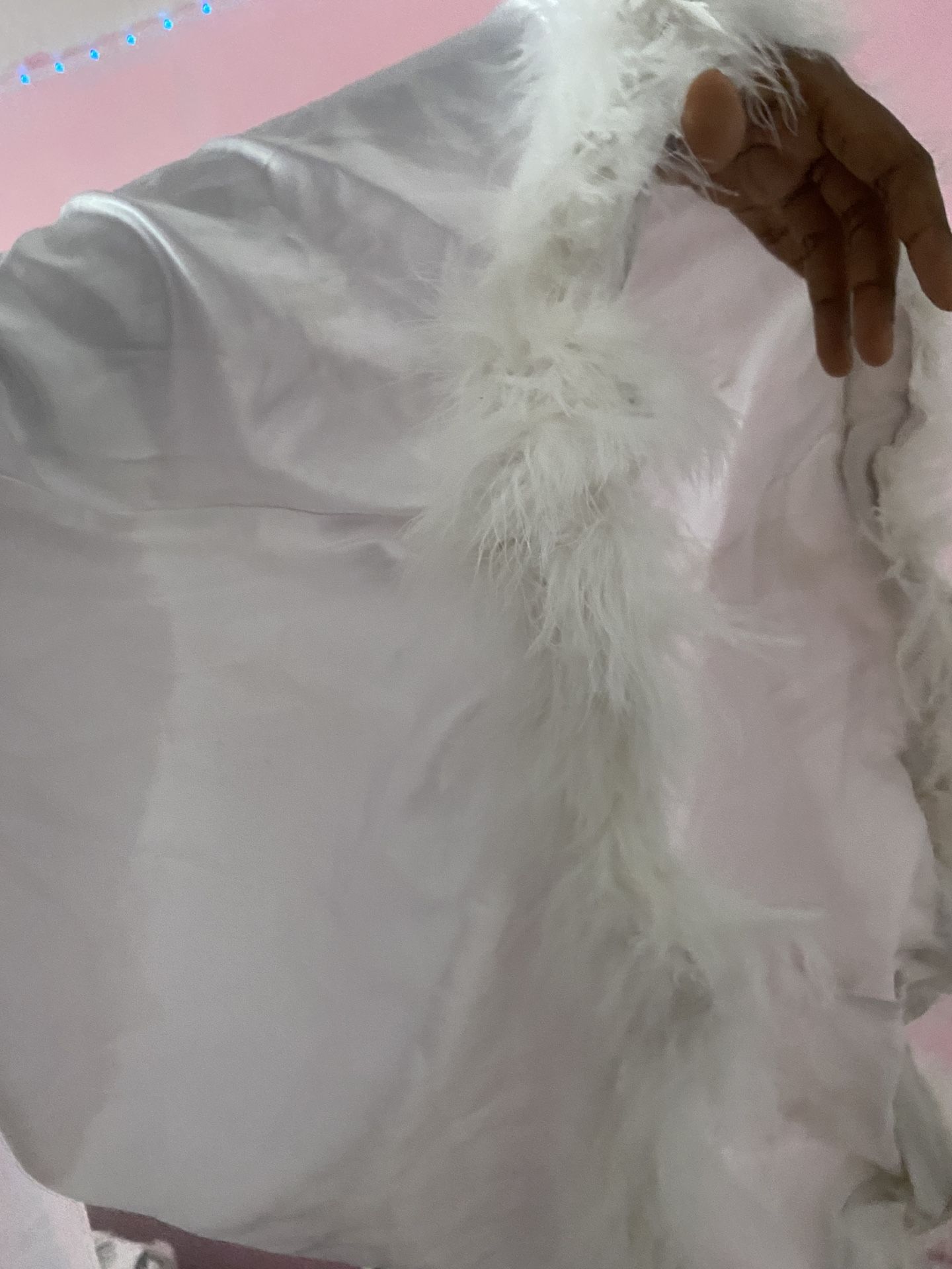 Women’s Feather Robe Silk Satin Bridal Dressing Gowns Short Nightgown Bathrobe Sleepwear Maternity Robe.