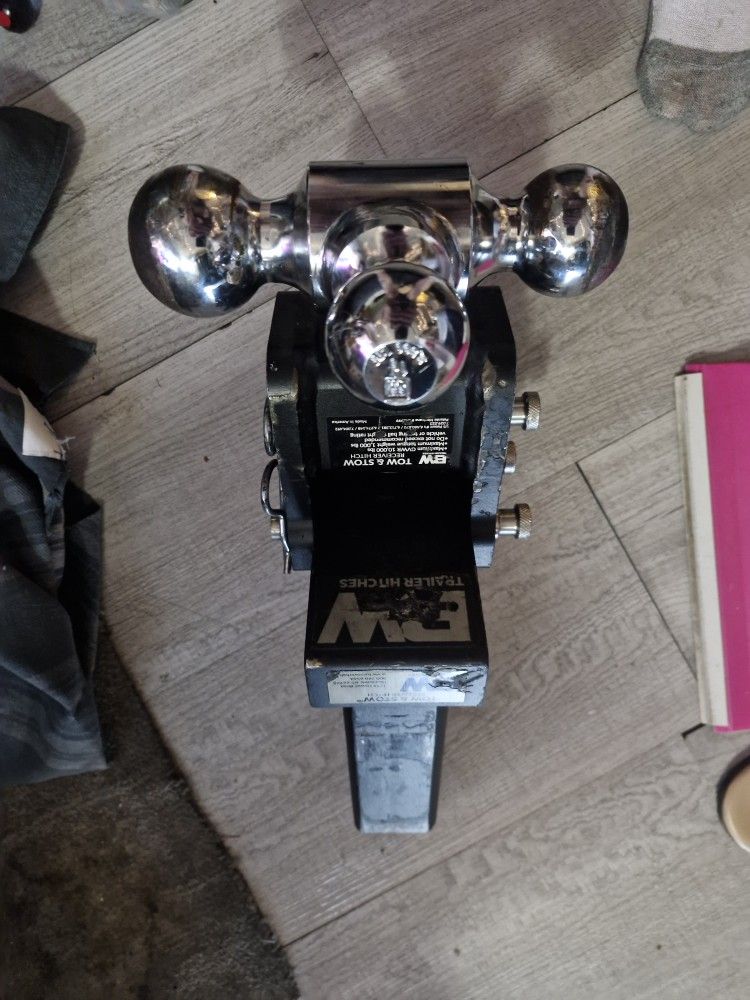 B&W TRAILER HITCH 6" Rise/Drop 2" Reciever