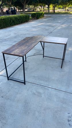 Corner Desk