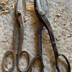 Metal cutting shears