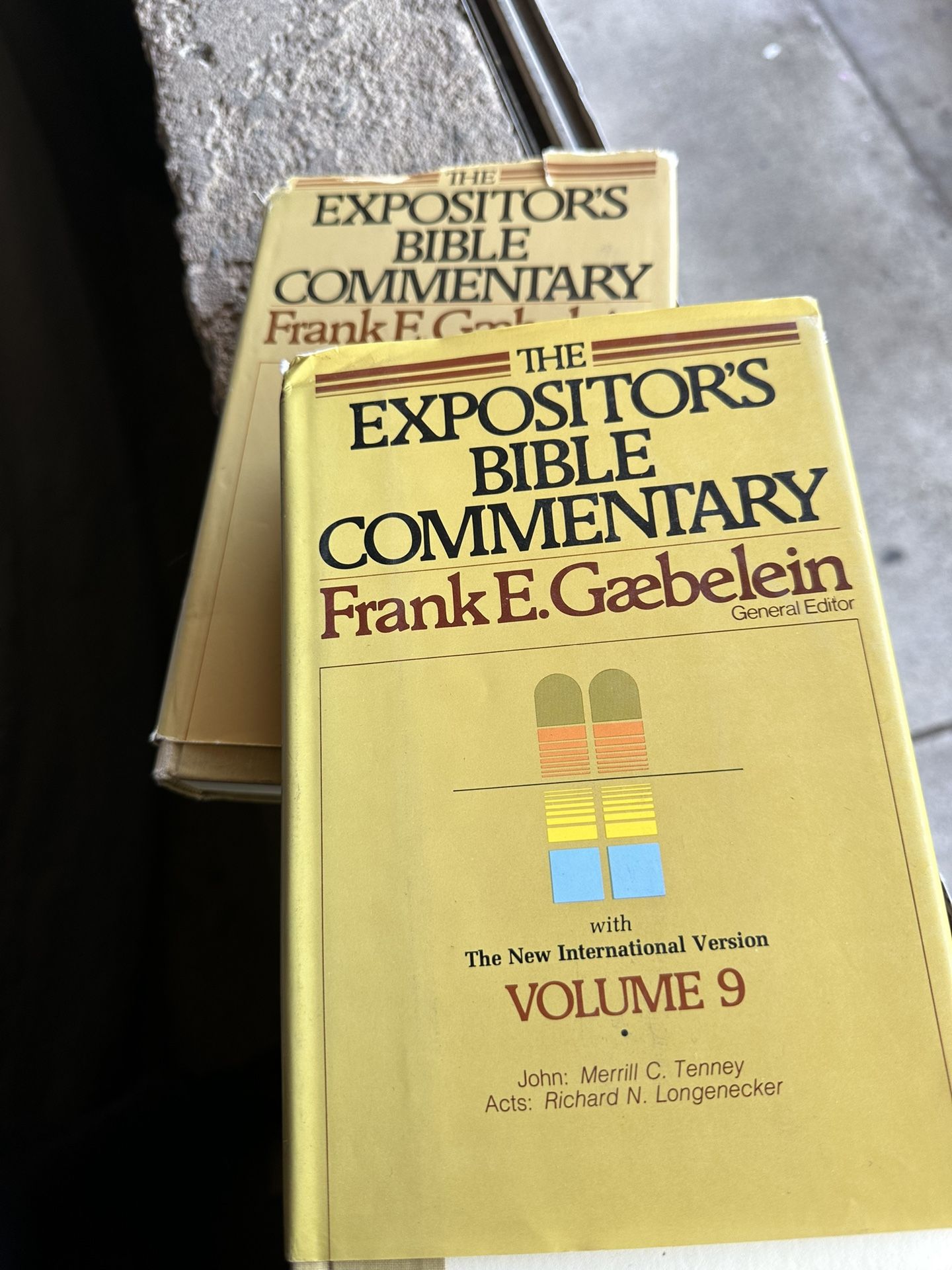 The Expositor's Bible Commentary: Volume…Frank E. Gaebelein