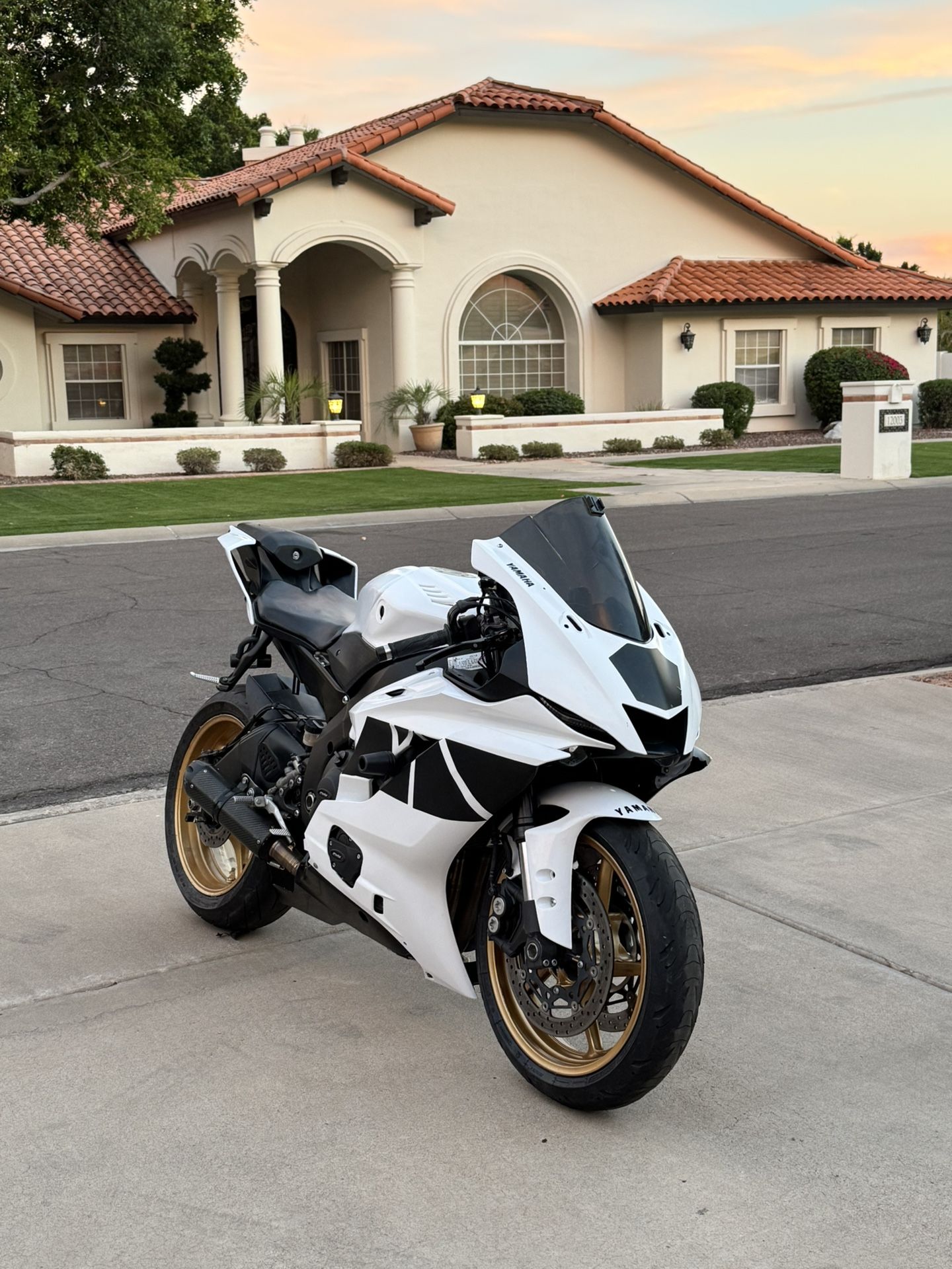 2018 Yamaha R6 for Sale in Phoenix, AZ - OfferUp