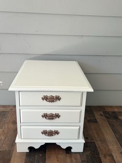 White 3-Drawer Nightstand with Brass Handles