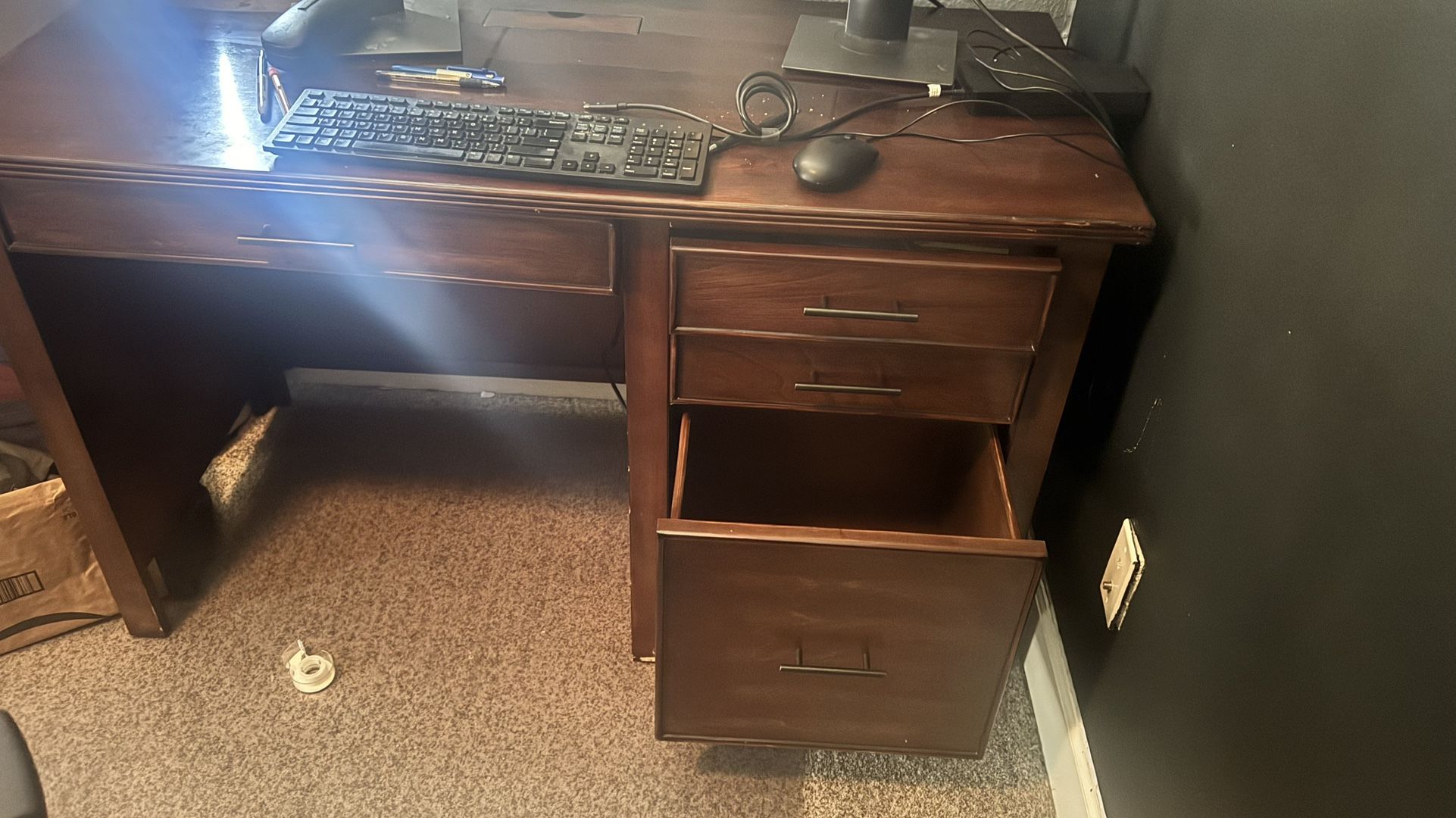 Free solid Wood Desk