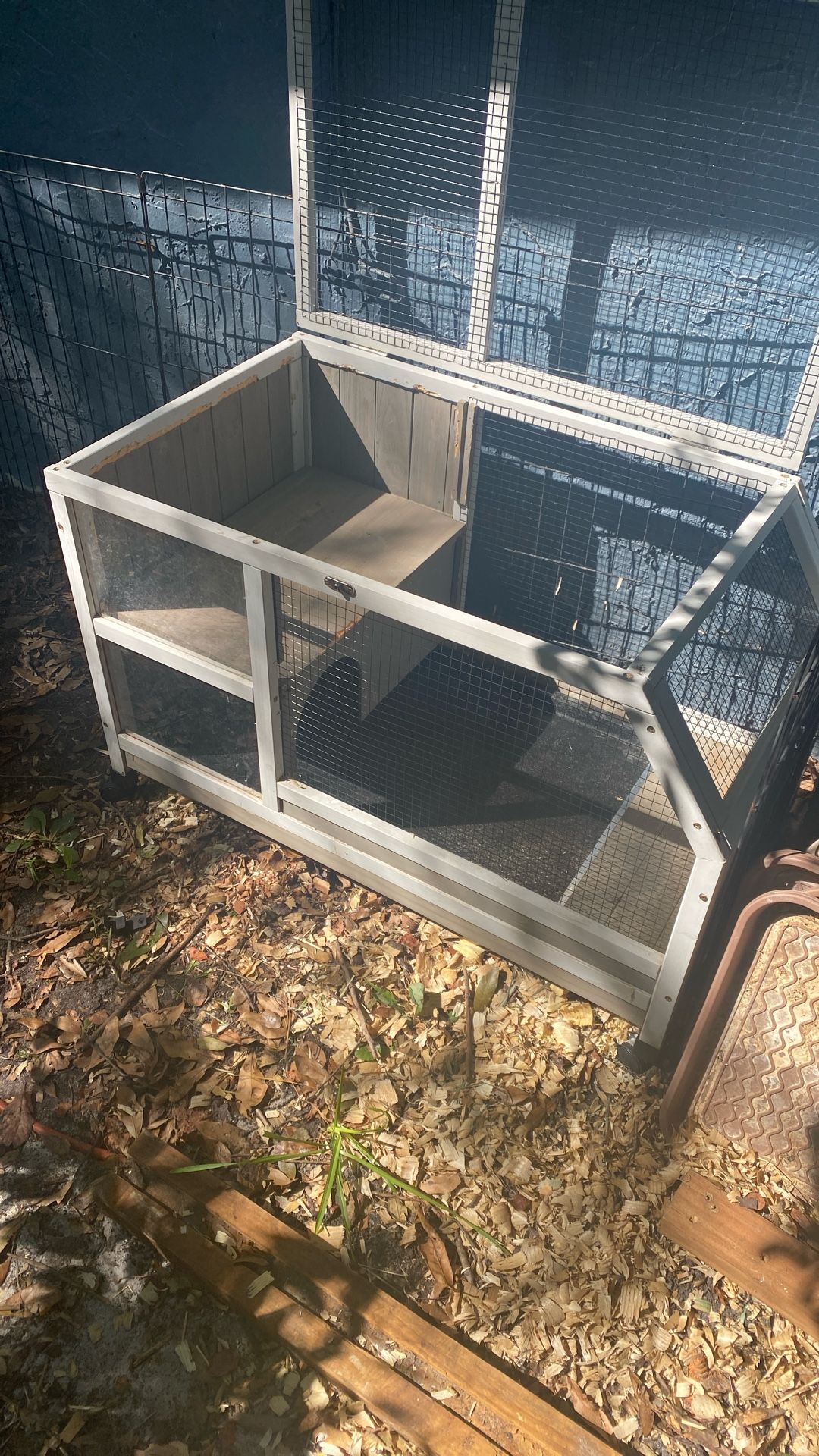 36” 2 Story Hutch