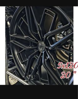 Clean 20s ready to transform your ride! 🛞🔥 ​⚡ Size: 20" 💥 Bolt Pattern: 5x120 🚗 Fits: BMW, Chevy Camaro, Honda Civic Type R, Tesla, Acura & more! 