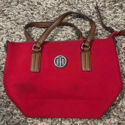 Tommy Hilfiger Tote