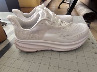 Hoka women's shoes
