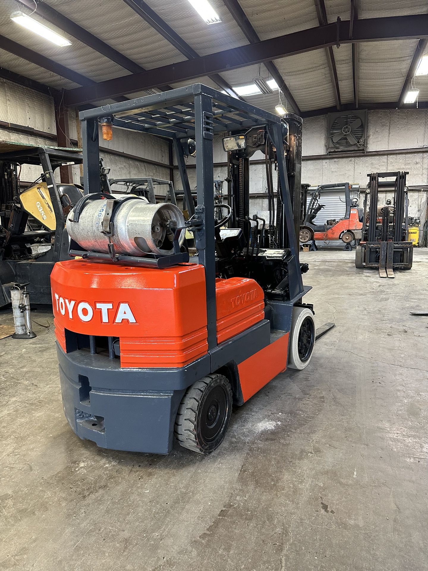 Forklift Toyota 5000 Lbs