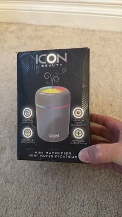 FREE! Mini humidifier with white or rainbow light.