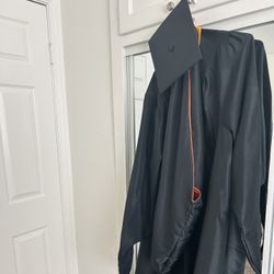 Masters Cap/Gown/Hood  (size 5’7-5’9)