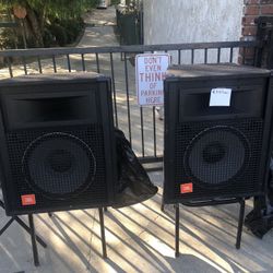 JBL SR4700 Professional Speakers 