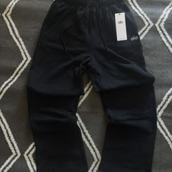 Alo Relaxed Sweats Black