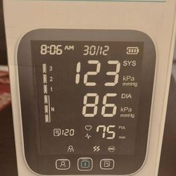 Blood pressure monitor