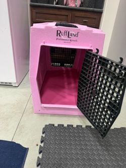Ruffland Crate
