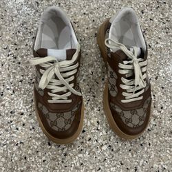 GG gucci canvas Low Top Sneakers