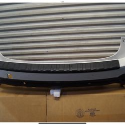2017 2018 SUBARU FORESTER TOURING REAR BUMPER COVER OEM