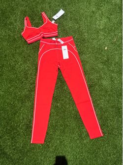 Red Alo Yoga Set ,M