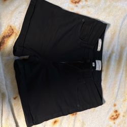 Target Universal Thread Shorts 