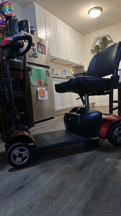 Mobility scooter