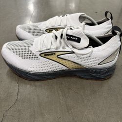 Brooks Mens Levitate StealthFit 6 1103971D121 Whte Running Shoes  Sz 12.5D