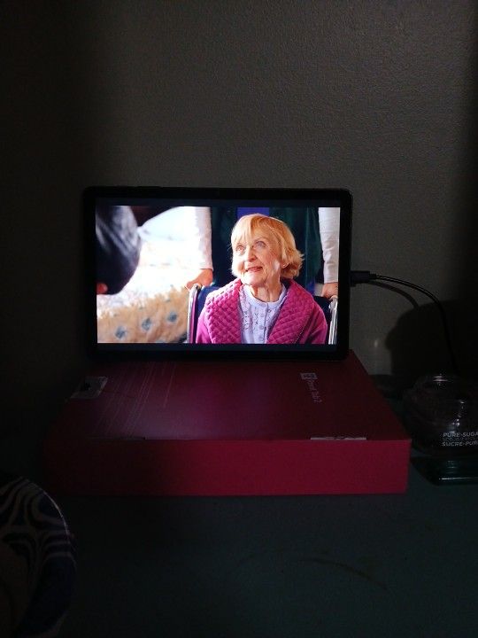 T Mobil I PAD Revvl Tab 2