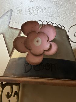 Very Cute Garden Wall Or Desk Top Tins For  Cut Flowers Or Faux Flowers 