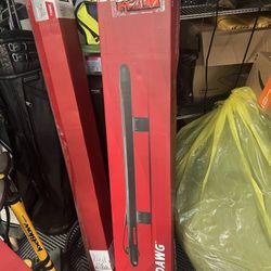 NIB Yakima Complete Roof Rack: TimberLine Towers, Jestream Bars(50” and 70”)