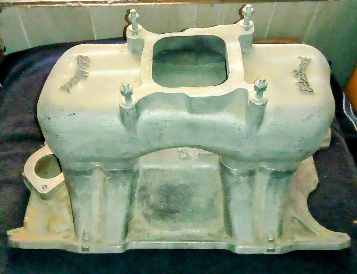Dodge S.B. single carb tunnel ram