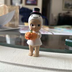 Sunny angel pumpkin patch secrete