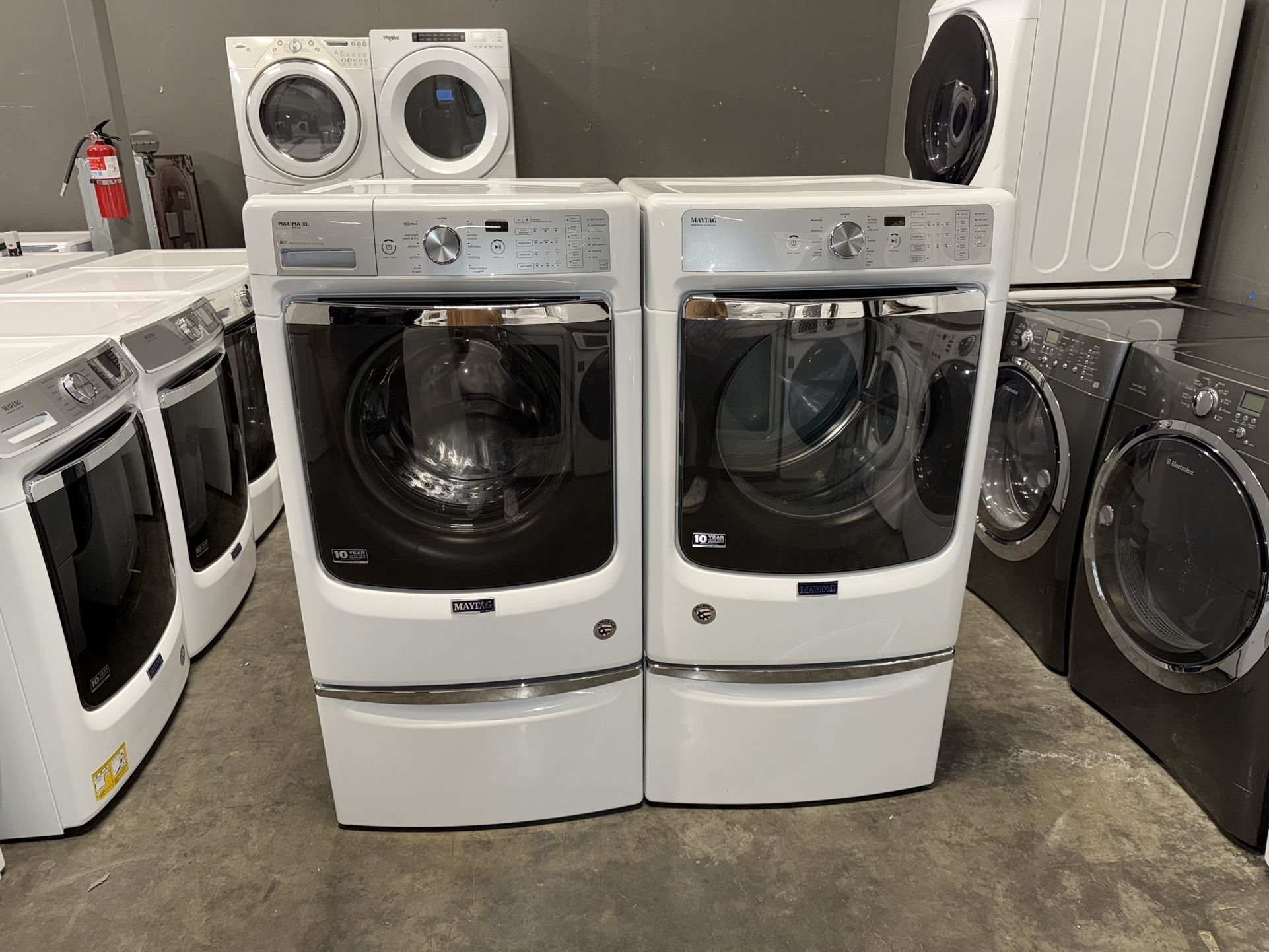 MAYTAG XL CAPACITY WASHER DRYER ELECTRIC SET