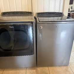 Washer And Gas Dryer Like New
