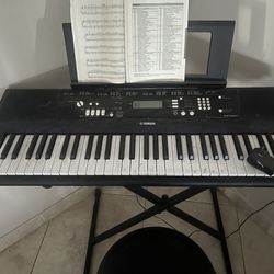Keyboard  With Stand And Seat