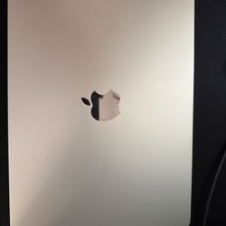 Macbook Air (2024)
