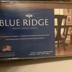 Laminate flooring - 8 Boxes