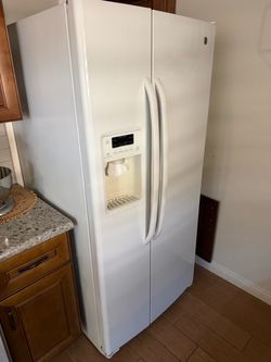 GE fridge