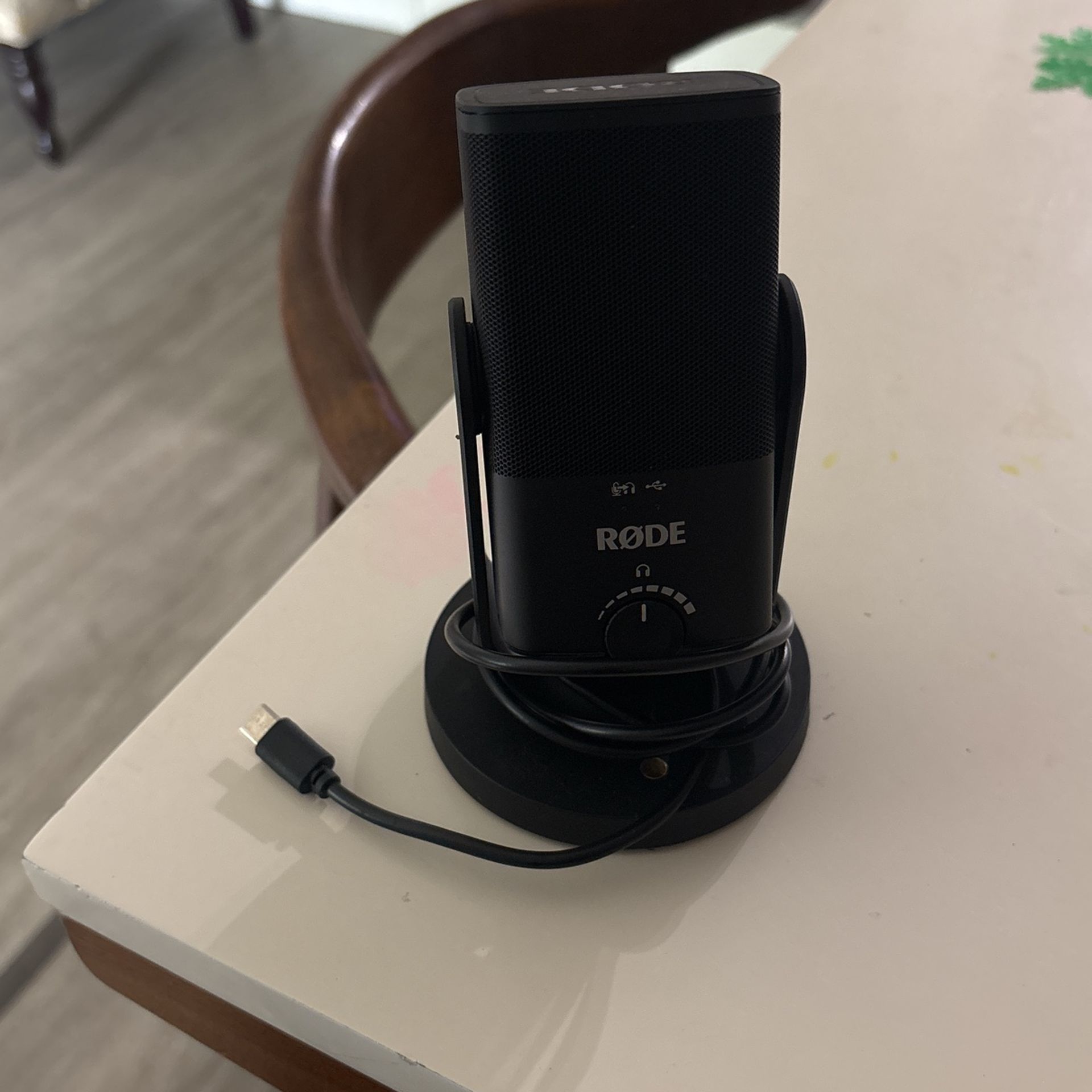 Microphone 
