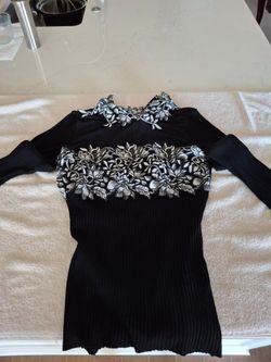 Black and white beautiful Blouse