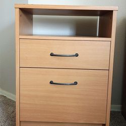 Light Wood Nightstand- Great Condition 