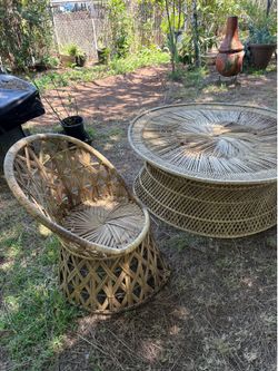 Rattan wicker table and chair