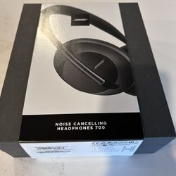 Bose 700 Noise Cancelling Headphones