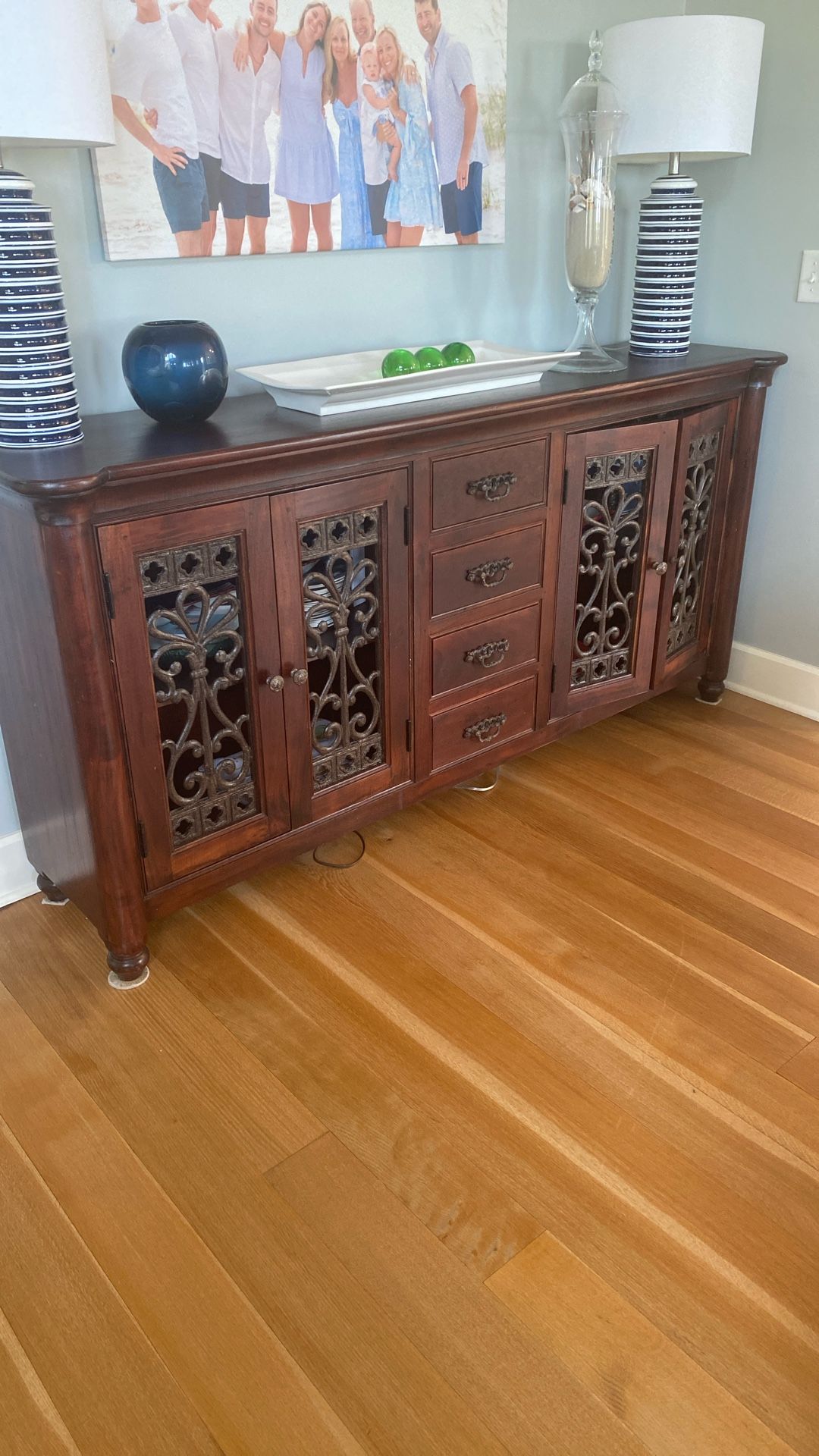 Buffett/ Console