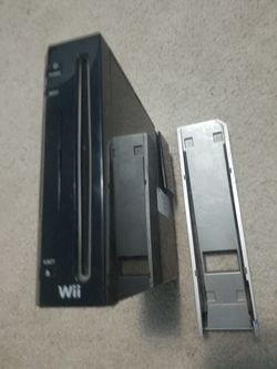 Wii with 2000 old school games