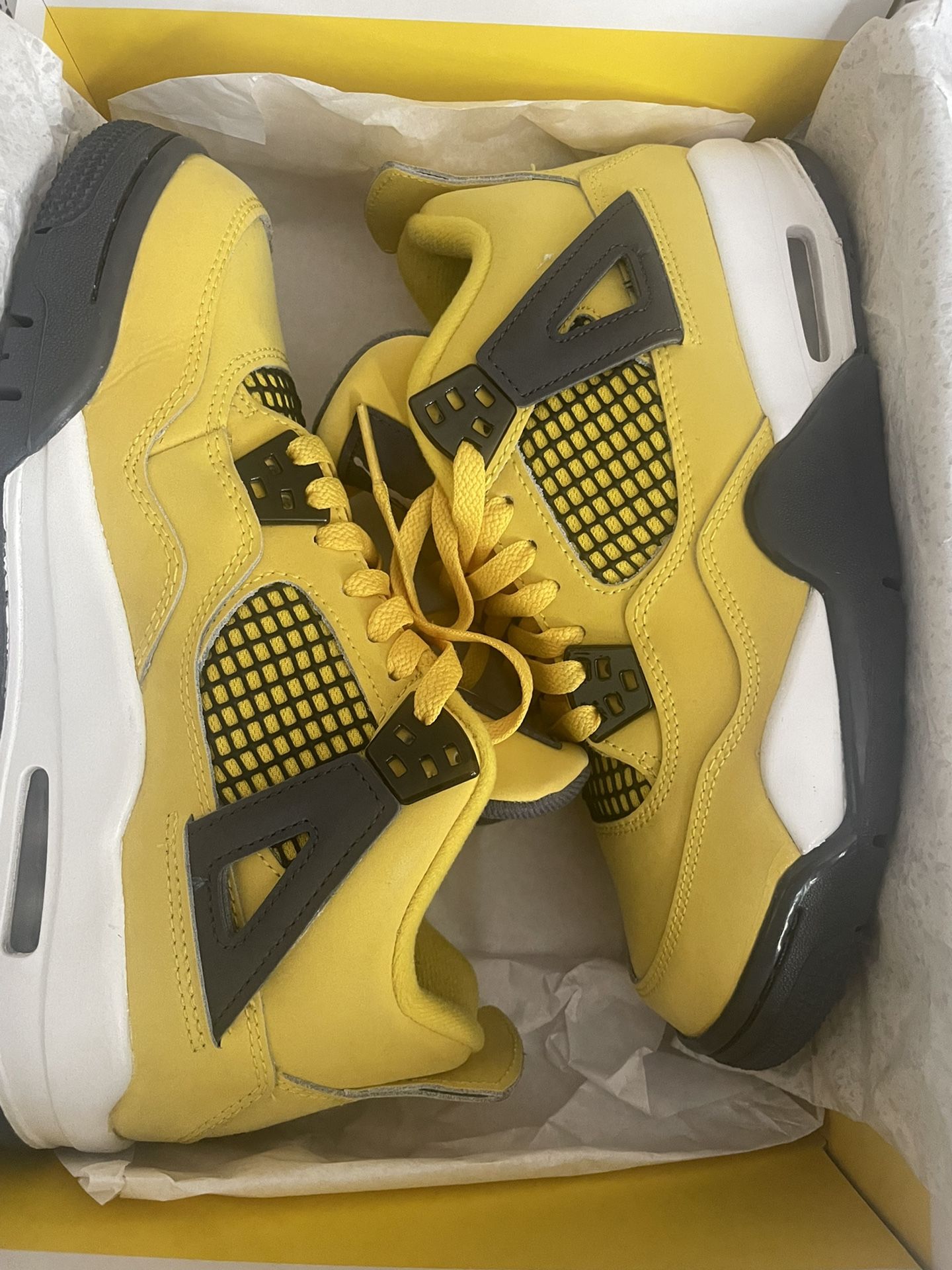 Air Jordans  4 Retro