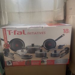 T-fal Nonstick 18 Piece Cooking Set
