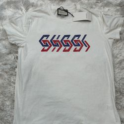 Gucci Mirror Print Front Logo  T-Shirt Size - S/M - 