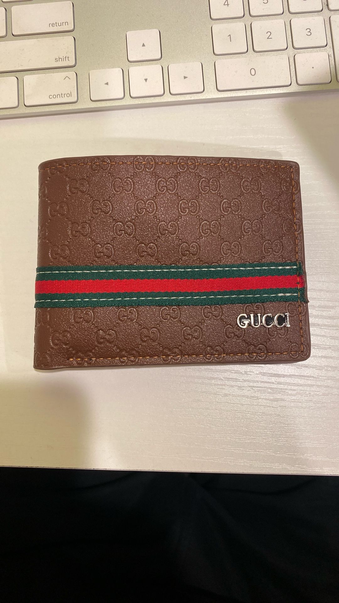 Vintage Brown Leather Gucci Wallet 🚨GREAT GIFT IDEA🚨