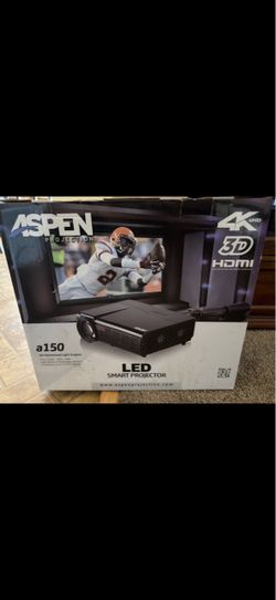 4K PROJECTOR 4 SALE WITH SCREEN