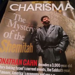 CHARISMA CHRISTIAN MAGAZINES LOT OF 75