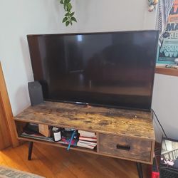 43" Smart TV